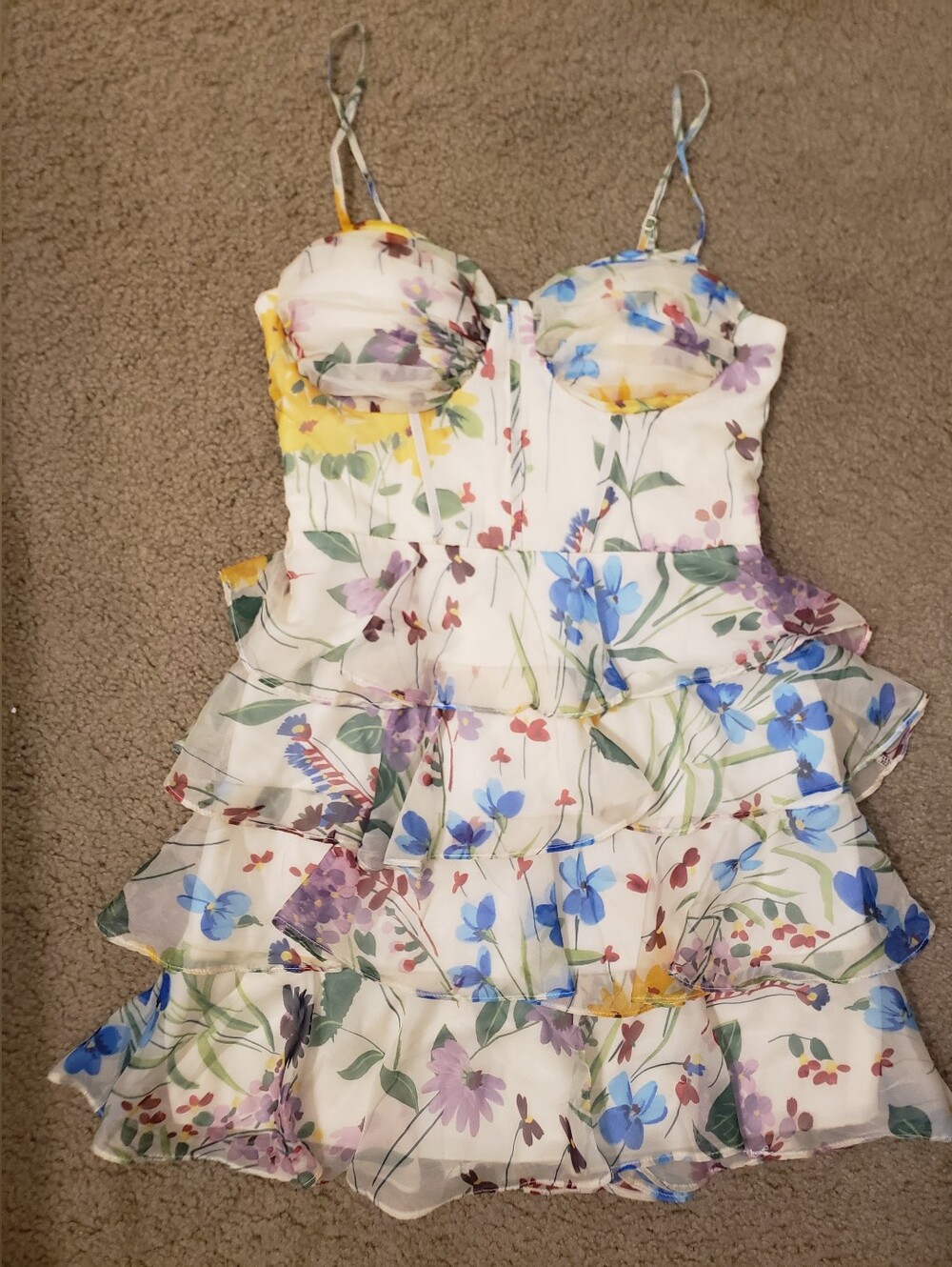 NWT Alex & Sophia White Floral Tiered Spaghetti-Strap Size 3/4